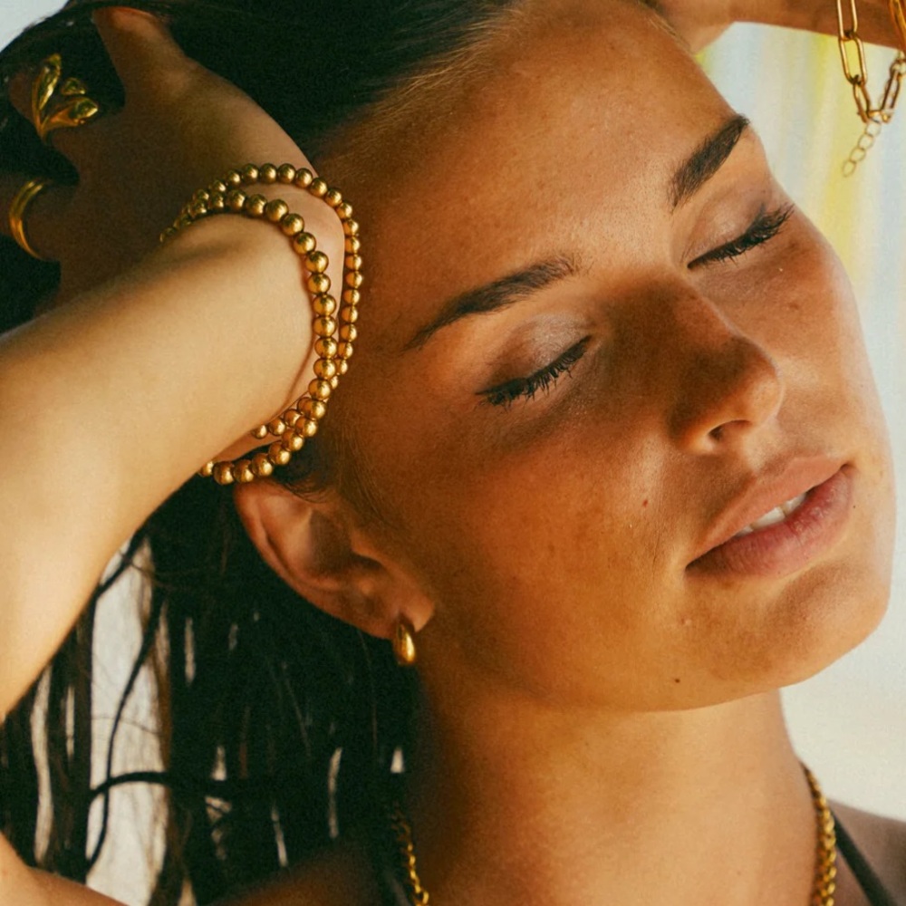 Elegant Gold Beaded Bracelet and Ring Set - Picture 3 of 6